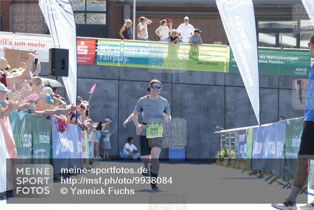 09.08.2026 - GEWOBA Citytriathlon Bremen Yannick Fuchs http://msf.ph/oto/9938084 09.08.2026 15:23:34 Ziel 273, 342 meine-sportfotos.de