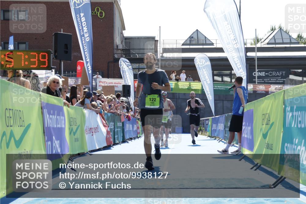 09.08.2026 - GEWOBA Citytriathlon Bremen Yannick Fuchs http://msf.ph/oto/9938127 09.08.2026 15:24:02 Ziel 122, 358, 412, 493 meine-sportfotos.de