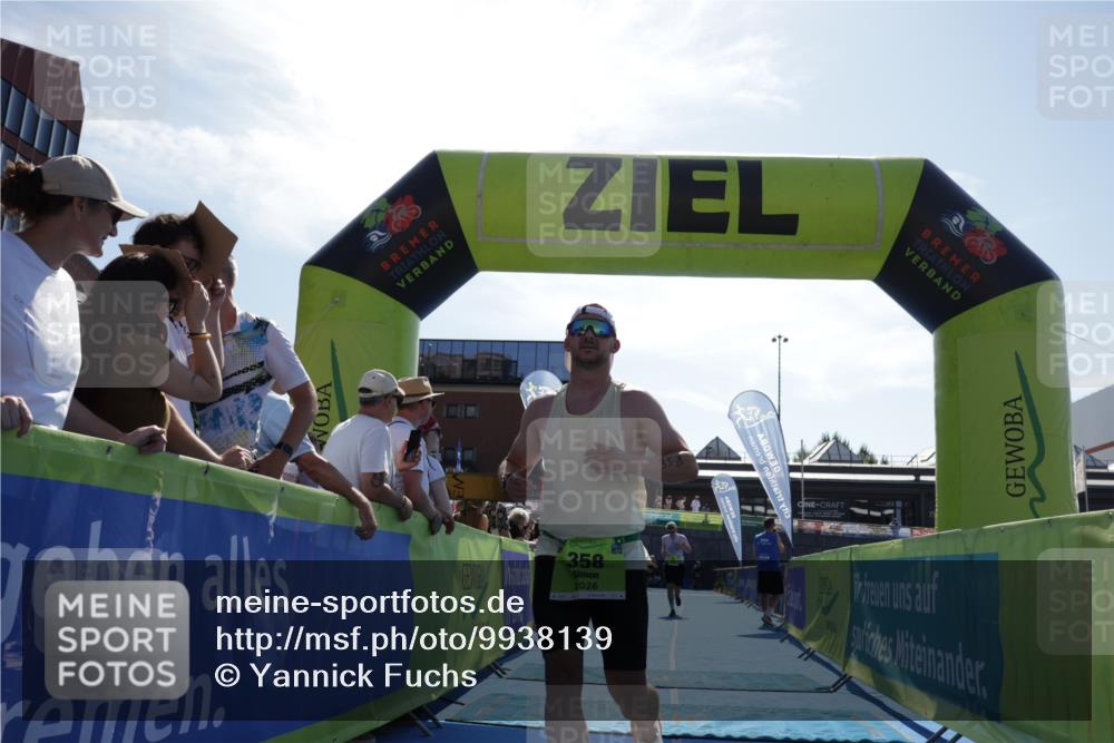 09.08.2026 - GEWOBA Citytriathlon Bremen Yannick Fuchs http://msf.ph/oto/9938139 09.08.2026 15:24:07 Ziel 22, 122, 358, 412 meine-sportfotos.de