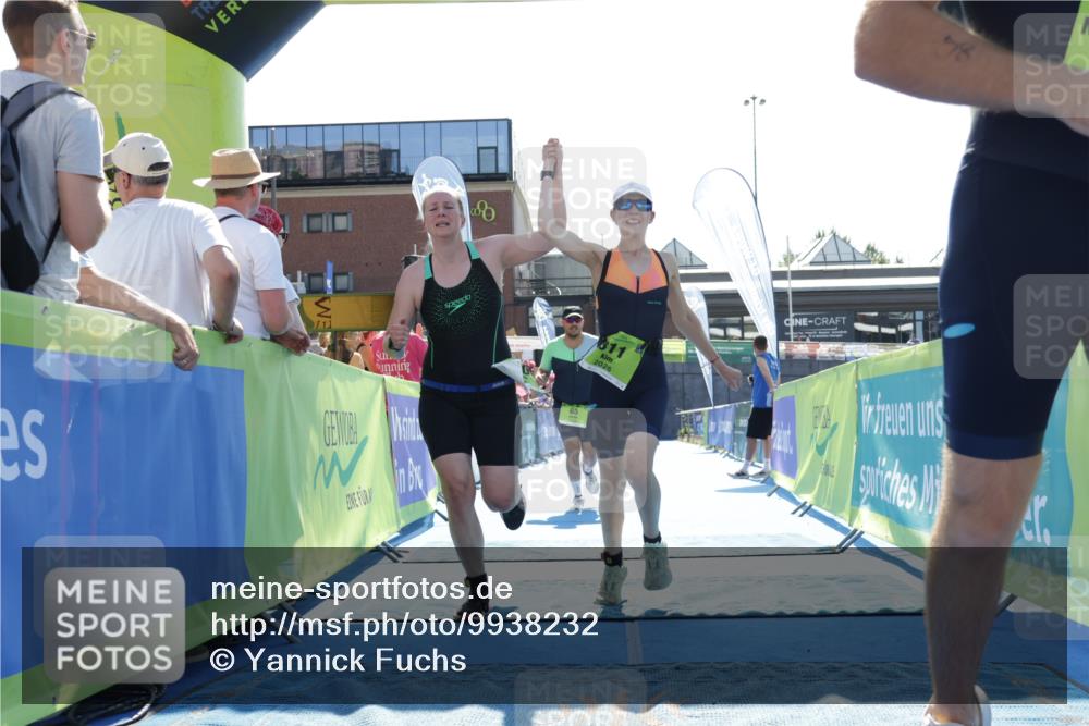 09.08.2026 - GEWOBA Citytriathlon Bremen Yannick Fuchs http://msf.ph/oto/9938232 09.08.2026 15:24:59 Ziel 58, 65, 300, 311 meine-sportfotos.de