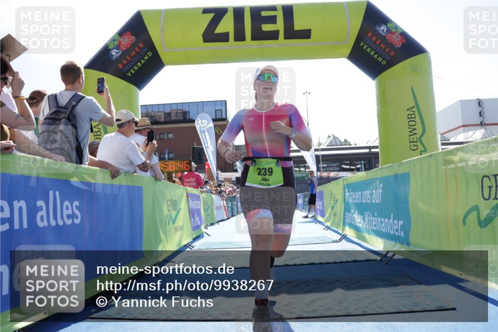 09.08.2026 - GEWOBA Citytriathlon Bremen Yannick Fuchs http://msf.ph/oto/9938267 09.08.2026 15:25:09 Ziel 239, 274 meine-sportfotos.de