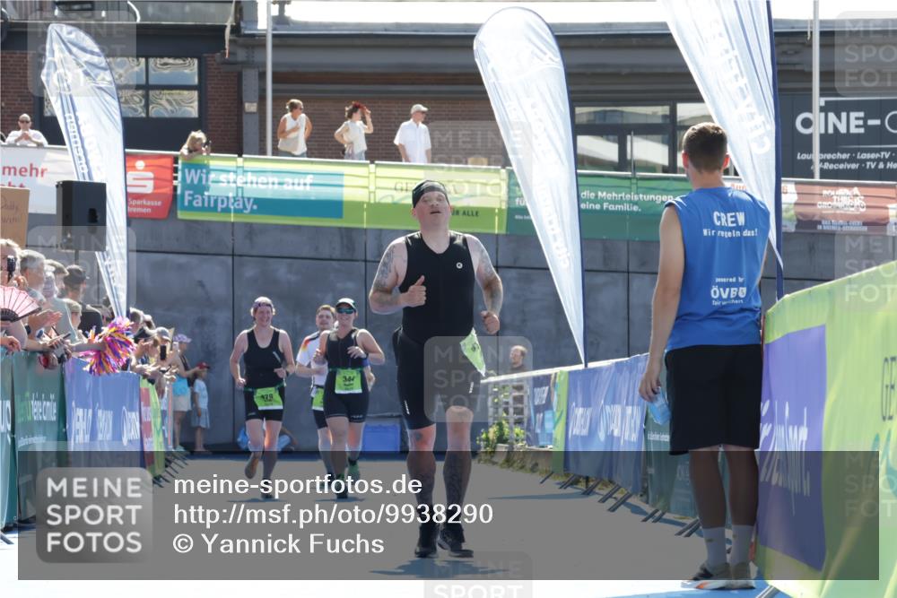 09.08.2026 - GEWOBA Citytriathlon Bremen Yannick Fuchs http://msf.ph/oto/9938290 09.08.2026 15:25:27 Ziel 413 meine-sportfotos.de