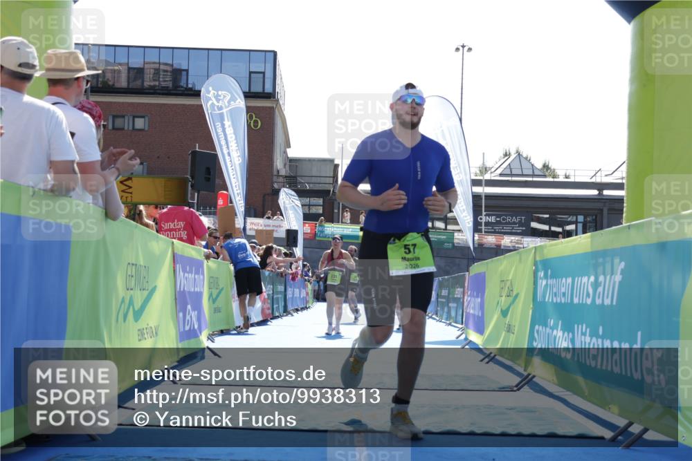 09.08.2026 - GEWOBA Citytriathlon Bremen Yannick Fuchs http://msf.ph/oto/9938313 09.08.2026 15:25:38 Ziel 53, 57, 64, 261, 335, 344, 479 meine-sportfotos.de