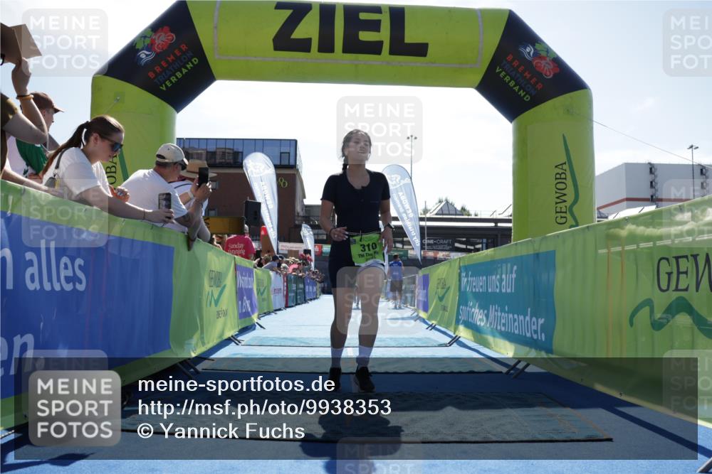 09.08.2026 - GEWOBA Citytriathlon Bremen Yannick Fuchs http://msf.ph/oto/9938353 09.08.2026 15:25:58 Ziel 310, 347 meine-sportfotos.de