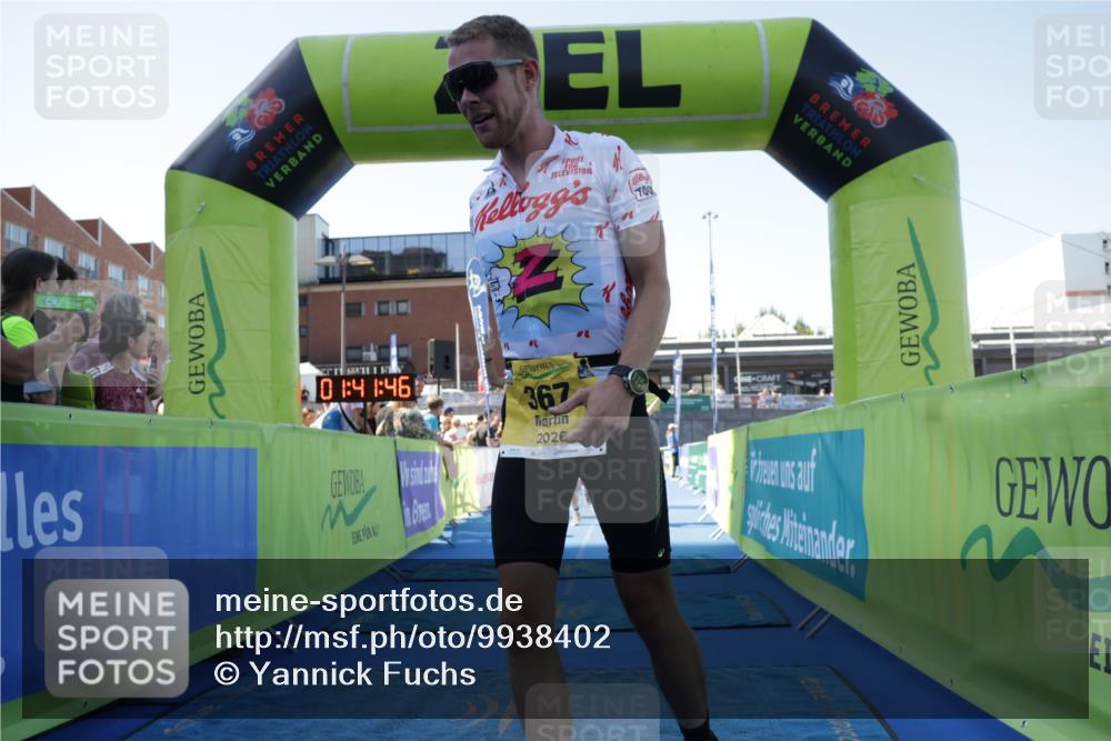 09.08.2026 - GEWOBA Citytriathlon Bremen Yannick Fuchs http://msf.ph/oto/9938402 09.08.2026 11:41:50 Ziel 117, 181, 245, 367 meine-sportfotos.de
