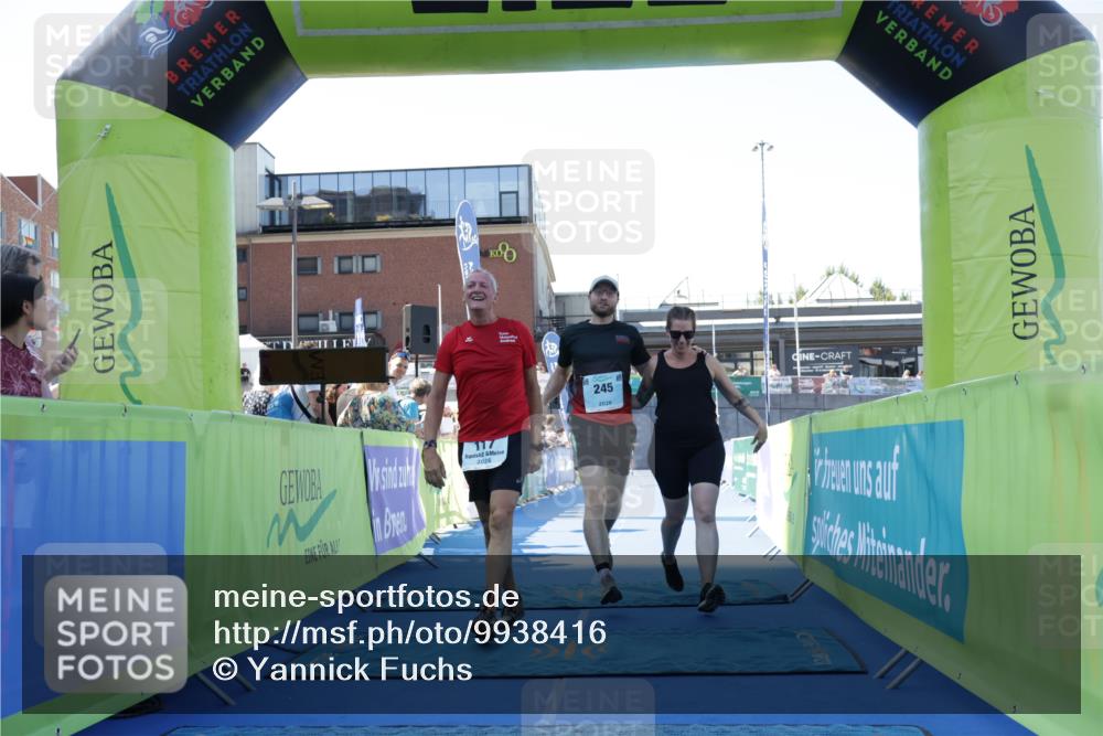 09.08.2026 - GEWOBA Citytriathlon Bremen Yannick Fuchs http://msf.ph/oto/9938416 09.08.2026 11:41:52 Ziel 117, 181, 245, 367 meine-sportfotos.de