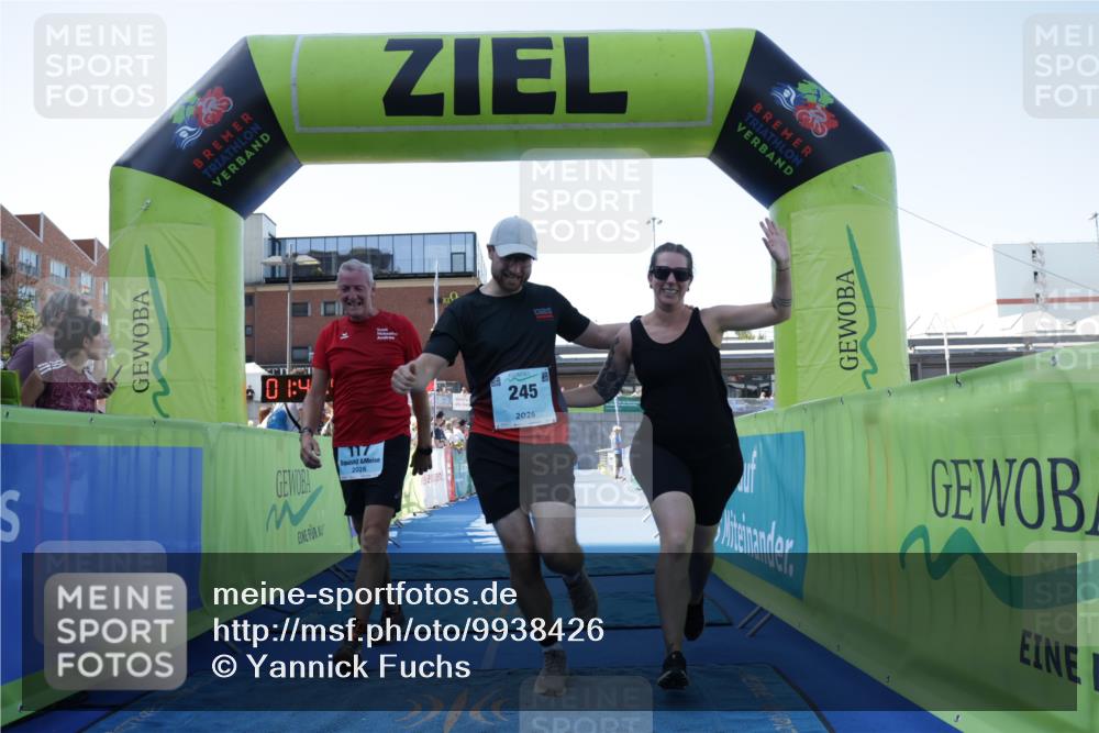 09.08.2026 - GEWOBA Citytriathlon Bremen Yannick Fuchs http://msf.ph/oto/9938426 09.08.2026 11:41:53 Ziel 117, 245 meine-sportfotos.de
