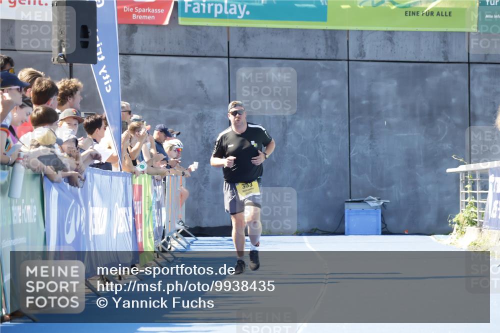 09.08.2026 - GEWOBA Citytriathlon Bremen Yannick Fuchs http://msf.ph/oto/9938435 09.08.2026 11:41:55 Ziel 117, 245 meine-sportfotos.de