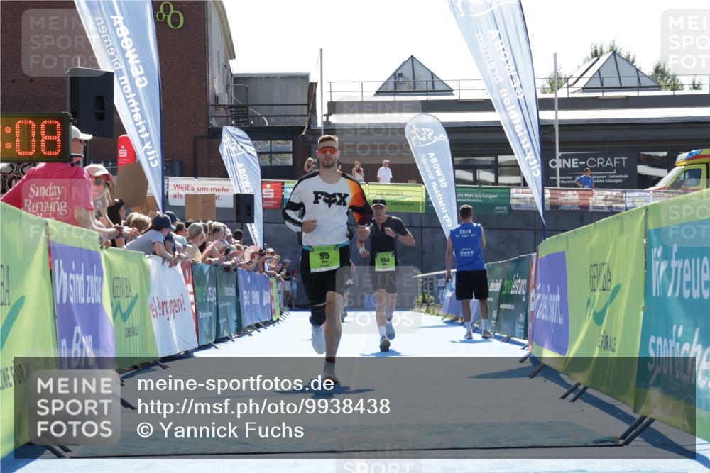 09.08.2026 - GEWOBA Citytriathlon Bremen Yannick Fuchs http://msf.ph/oto/9938438 09.08.2026 15:26:31 Ziel 95, 394, 409 meine-sportfotos.de