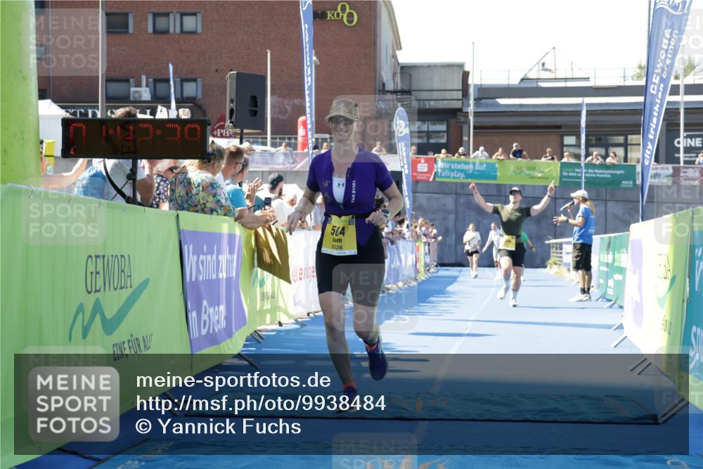 09.08.2026 - GEWOBA Citytriathlon Bremen Yannick Fuchs http://msf.ph/oto/9938484 09.08.2026 11:42:43 Ziel 305, 504 meine-sportfotos.de