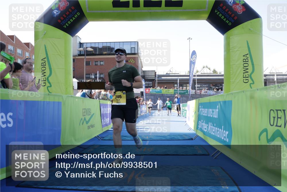 09.08.2026 - GEWOBA Citytriathlon Bremen Yannick Fuchs http://msf.ph/oto/9938501 09.08.2026 11:42:47 Ziel 305, 504 meine-sportfotos.de