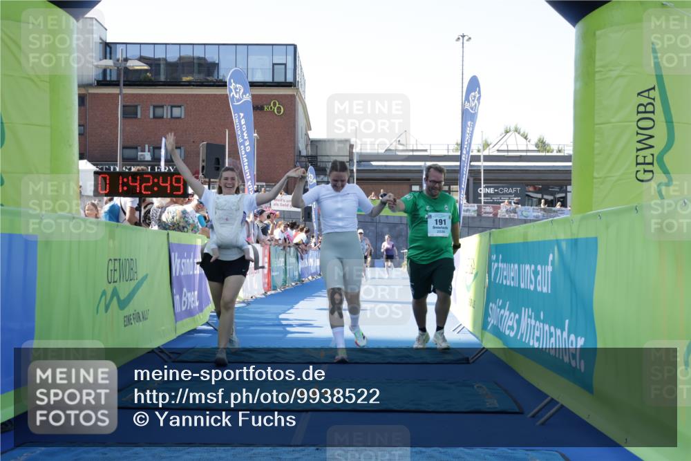 09.08.2026 - GEWOBA Citytriathlon Bremen Yannick Fuchs http://msf.ph/oto/9938522 09.08.2026 11:42:53 Ziel 67, 509 meine-sportfotos.de