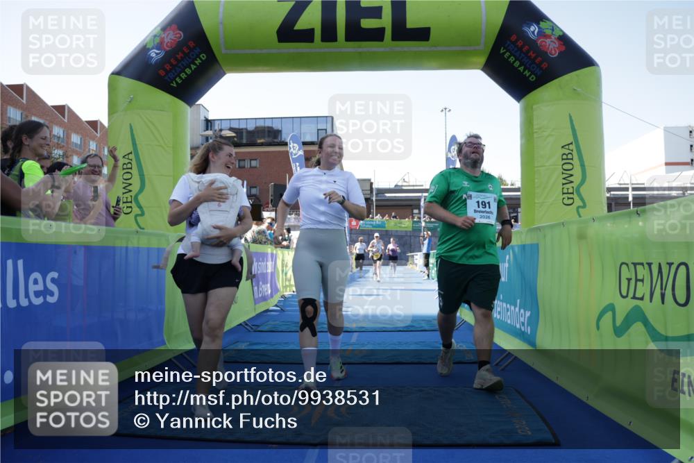 09.08.2026 - GEWOBA Citytriathlon Bremen Yannick Fuchs http://msf.ph/oto/9938531 09.08.2026 11:42:55 Ziel 67, 509 meine-sportfotos.de