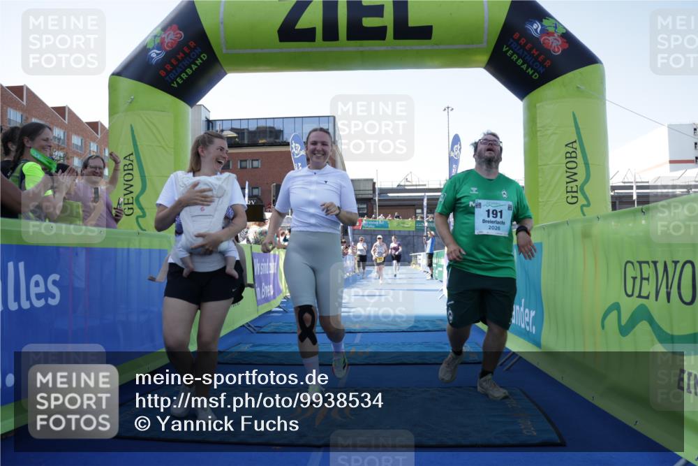 09.08.2026 - GEWOBA Citytriathlon Bremen Yannick Fuchs http://msf.ph/oto/9938534 09.08.2026 11:42:55 Ziel 67, 509 meine-sportfotos.de