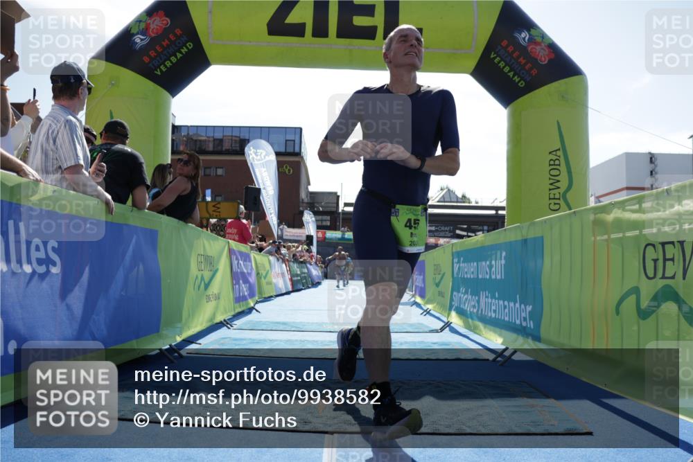09.08.2026 - GEWOBA Citytriathlon Bremen Yannick Fuchs http://msf.ph/oto/9938582 09.08.2026 15:27:17 Ziel 20, 375, 454 meine-sportfotos.de