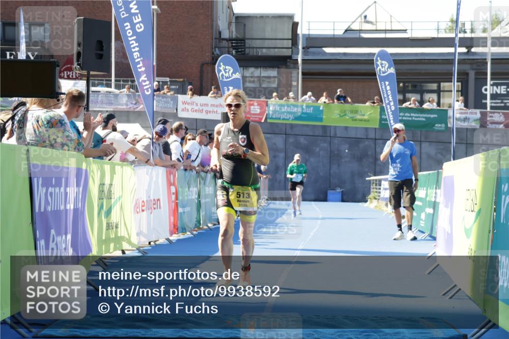 09.08.2026 - GEWOBA Citytriathlon Bremen Yannick Fuchs http://msf.ph/oto/9938592 09.08.2026 11:43:07 Ziel 5, 513 meine-sportfotos.de