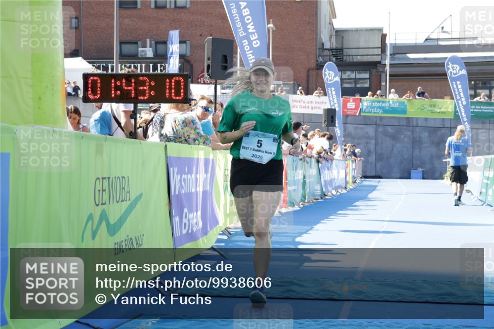 09.08.2026 - GEWOBA Citytriathlon Bremen Yannick Fuchs http://msf.ph/oto/9938606 09.08.2026 11:43:14 Ziel 5 meine-sportfotos.de