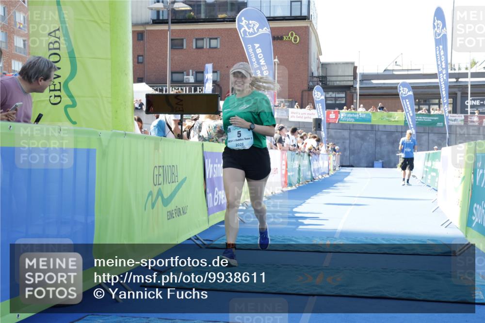 09.08.2026 - GEWOBA Citytriathlon Bremen Yannick Fuchs http://msf.ph/oto/9938611 09.08.2026 11:43:14 Ziel 5 meine-sportfotos.de