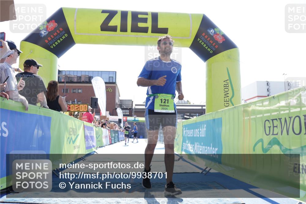 09.08.2026 - GEWOBA Citytriathlon Bremen Yannick Fuchs http://msf.ph/oto/9938701 09.08.2026 15:28:24 Ziel 121, 306 meine-sportfotos.de