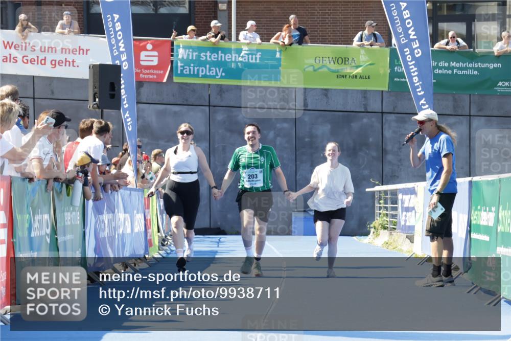 09.08.2026 - GEWOBA Citytriathlon Bremen Yannick Fuchs http://msf.ph/oto/9938711 09.08.2026 11:44:08 Ziel 203 meine-sportfotos.de