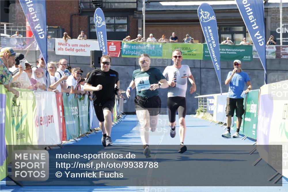 09.08.2026 - GEWOBA Citytriathlon Bremen Yannick Fuchs http://msf.ph/oto/9938788 09.08.2026 11:44:30 Ziel 49, 197 meine-sportfotos.de