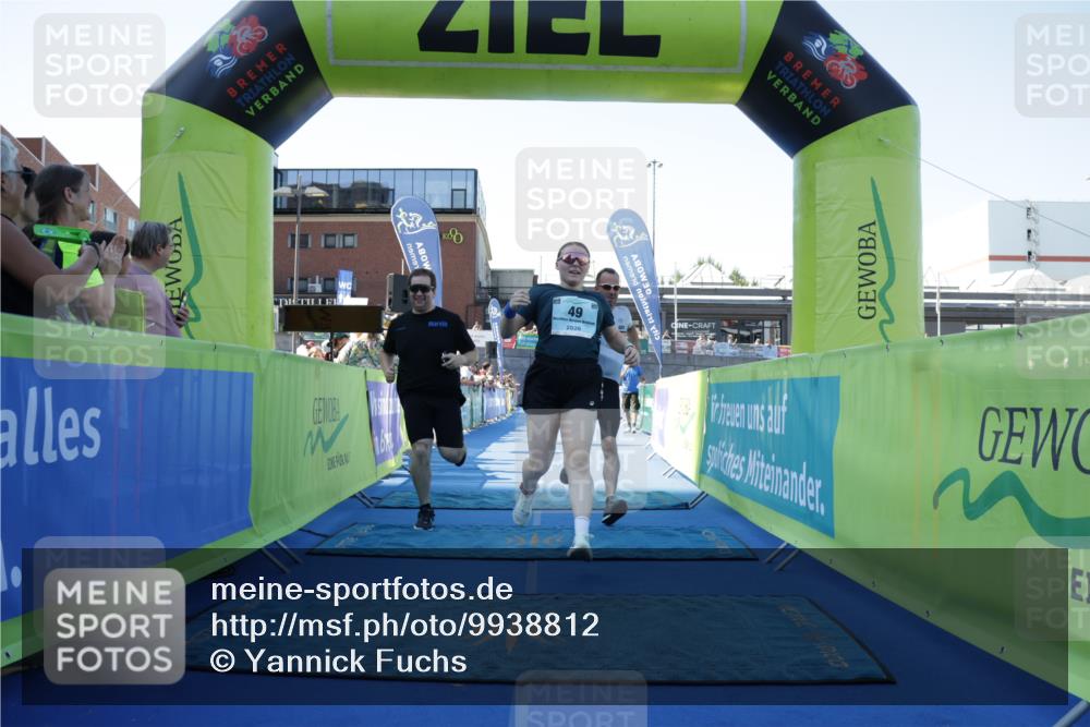 09.08.2026 - GEWOBA Citytriathlon Bremen Yannick Fuchs http://msf.ph/oto/9938812 09.08.2026 11:44:32 Ziel 49 meine-sportfotos.de