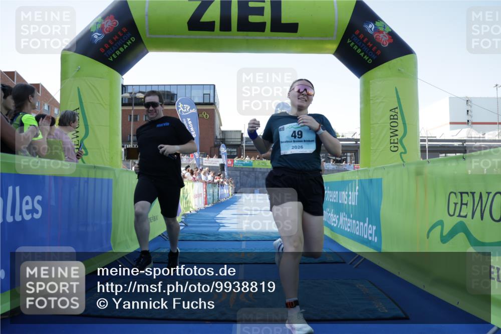 09.08.2026 - GEWOBA Citytriathlon Bremen Yannick Fuchs http://msf.ph/oto/9938819 09.08.2026 11:44:32 Ziel 49 meine-sportfotos.de