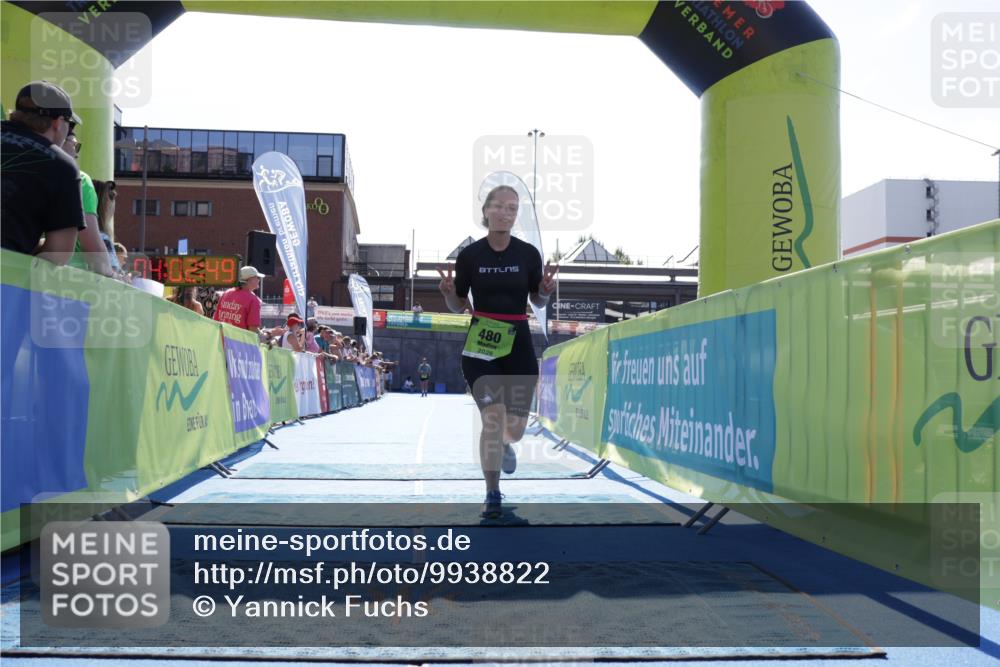 09.08.2026 - GEWOBA Citytriathlon Bremen Yannick Fuchs http://msf.ph/oto/9938822 09.08.2026 15:29:13 Ziel 480 meine-sportfotos.de