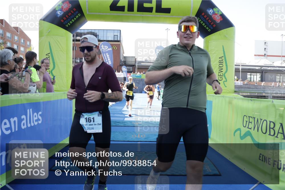 09.08.2026 - GEWOBA Citytriathlon Bremen Yannick Fuchs http://msf.ph/oto/9938854 09.08.2026 11:45:05 Ziel 161, 451, 471 meine-sportfotos.de