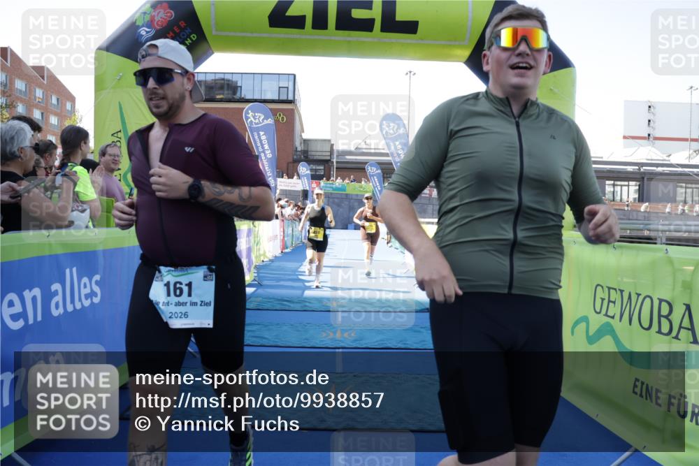 09.08.2026 - GEWOBA Citytriathlon Bremen Yannick Fuchs http://msf.ph/oto/9938857 09.08.2026 11:45:05 Ziel 161, 451, 471 meine-sportfotos.de
