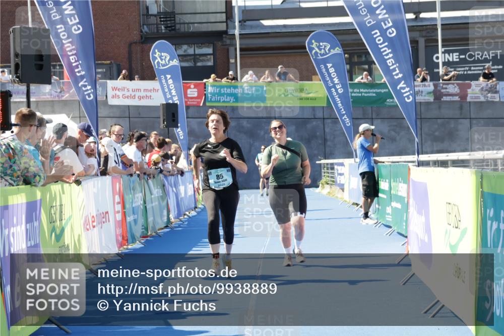 09.08.2026 - GEWOBA Citytriathlon Bremen Yannick Fuchs http://msf.ph/oto/9938889 09.08.2026 11:45:27 Ziel 85, 444 meine-sportfotos.de
