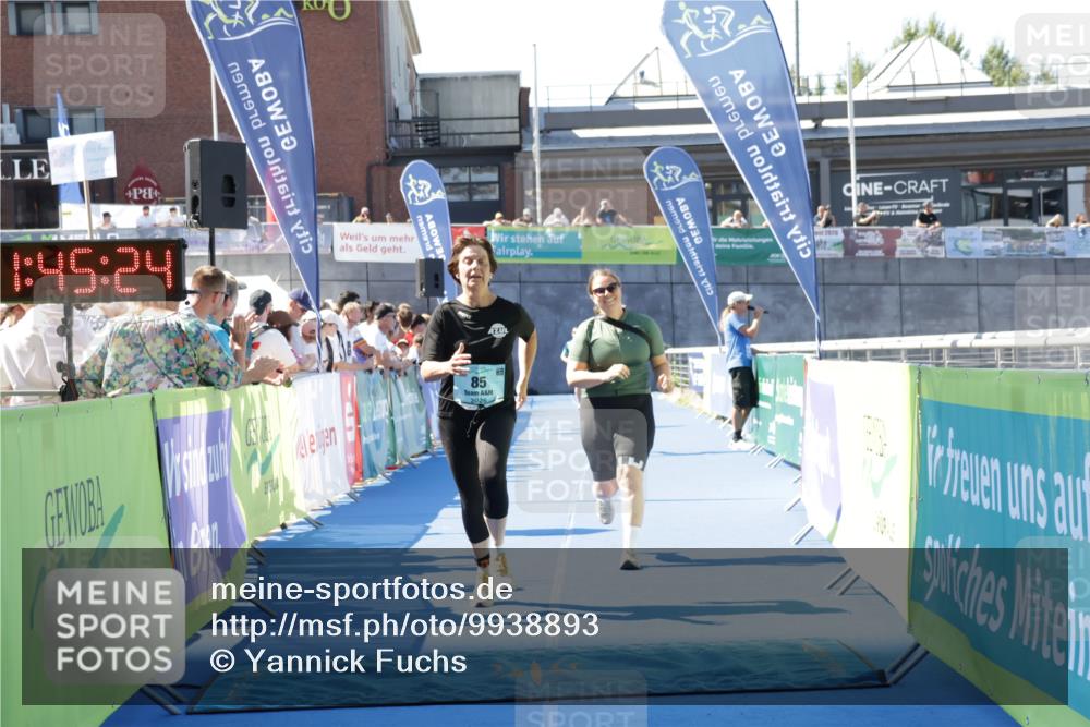 09.08.2026 - GEWOBA Citytriathlon Bremen Yannick Fuchs http://msf.ph/oto/9938893 09.08.2026 11:45:28 Ziel 85, 444 meine-sportfotos.de