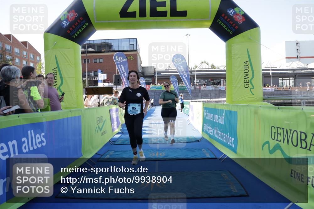 09.08.2026 - GEWOBA Citytriathlon Bremen Yannick Fuchs http://msf.ph/oto/9938904 09.08.2026 11:45:30 Ziel 85, 444 meine-sportfotos.de