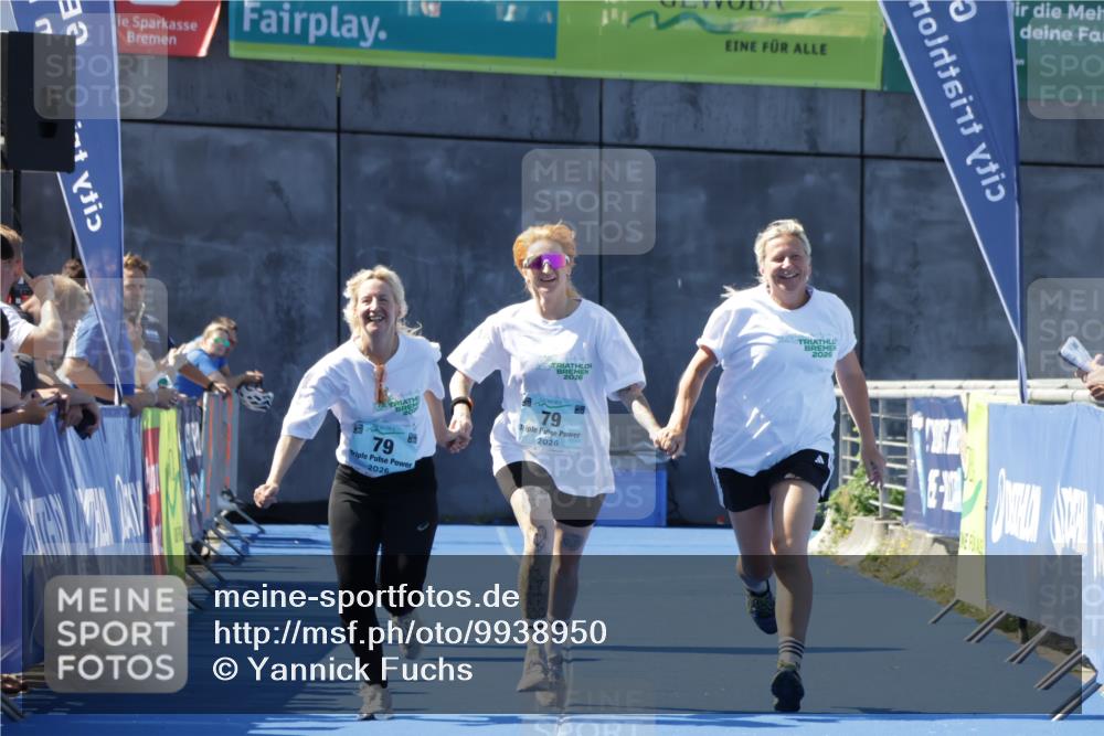 09.08.2026 - GEWOBA Citytriathlon Bremen Yannick Fuchs http://msf.ph/oto/9938950 09.08.2026 11:45:44 Ziel  meine-sportfotos.de