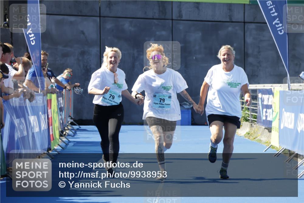 09.08.2026 - GEWOBA Citytriathlon Bremen Yannick Fuchs http://msf.ph/oto/9938953 09.08.2026 11:45:44 Ziel  meine-sportfotos.de
