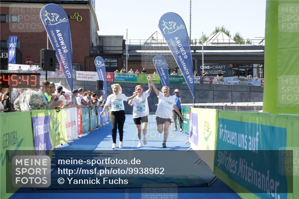 09.08.2026 - GEWOBA Citytriathlon Bremen Yannick Fuchs http://msf.ph/oto/9938962 09.08.2026 11:45:47 Ziel 79 meine-sportfotos.de
