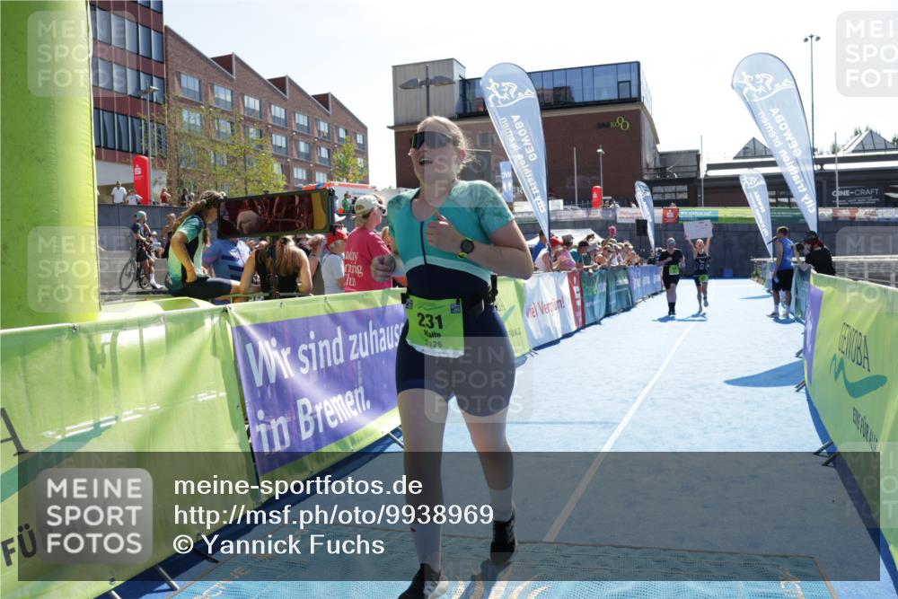 09.08.2026 - GEWOBA Citytriathlon Bremen Yannick Fuchs http://msf.ph/oto/9938969 09.08.2026 15:30:07 Ziel 231, 326, 330 meine-sportfotos.de