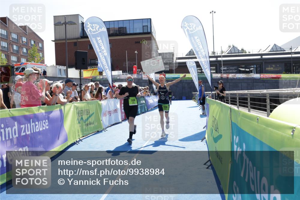 09.08.2026 - GEWOBA Citytriathlon Bremen Yannick Fuchs http://msf.ph/oto/9938984 09.08.2026 15:30:10 Ziel 231, 326, 330 meine-sportfotos.de