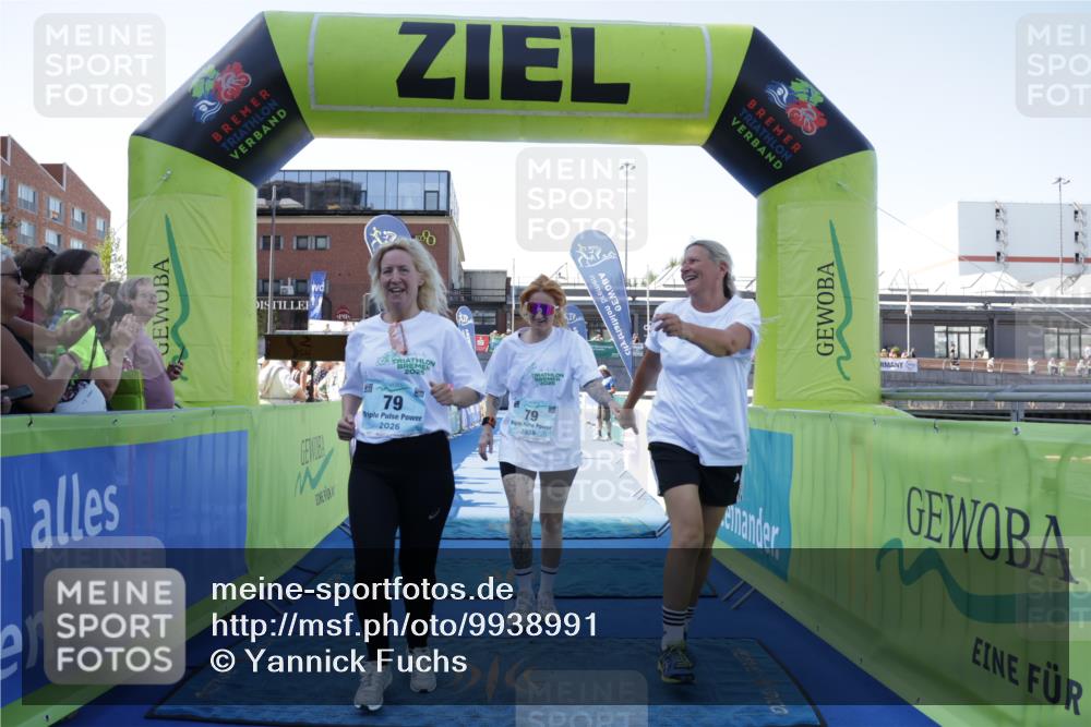 09.08.2026 - GEWOBA Citytriathlon Bremen Yannick Fuchs http://msf.ph/oto/9938991 09.08.2026 11:45:50 Ziel 79 meine-sportfotos.de