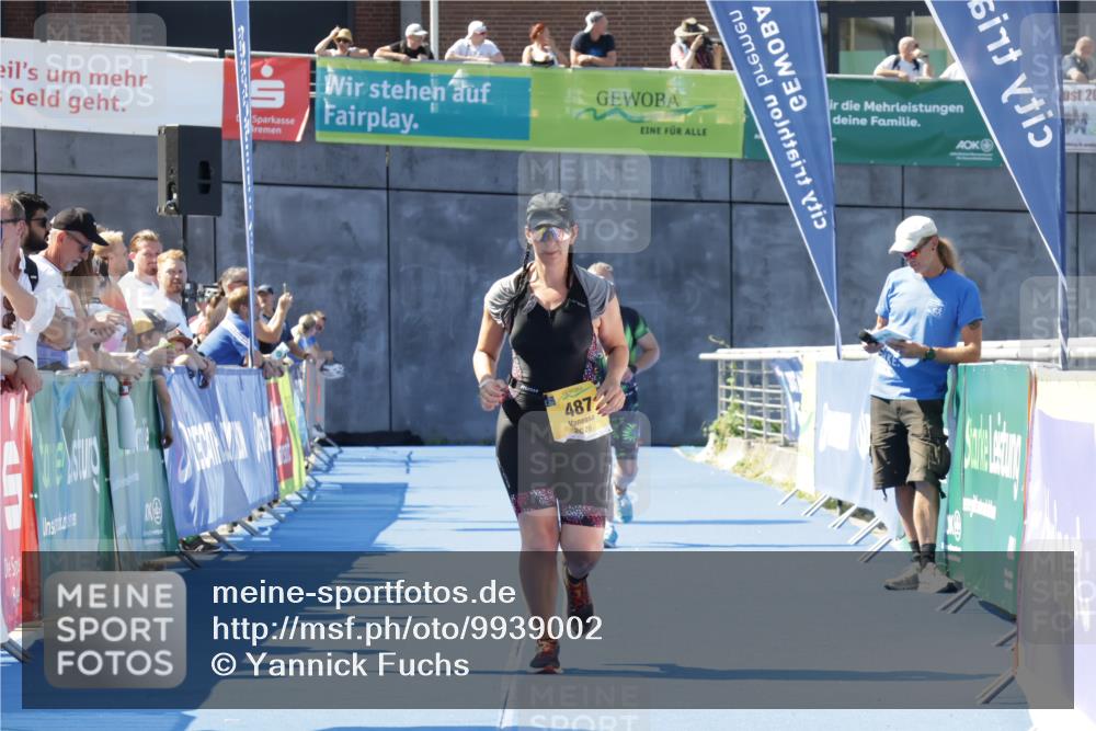 09.08.2026 - GEWOBA Citytriathlon Bremen Yannick Fuchs http://msf.ph/oto/9939002 09.08.2026 11:46:09 Ziel 415, 487 meine-sportfotos.de
