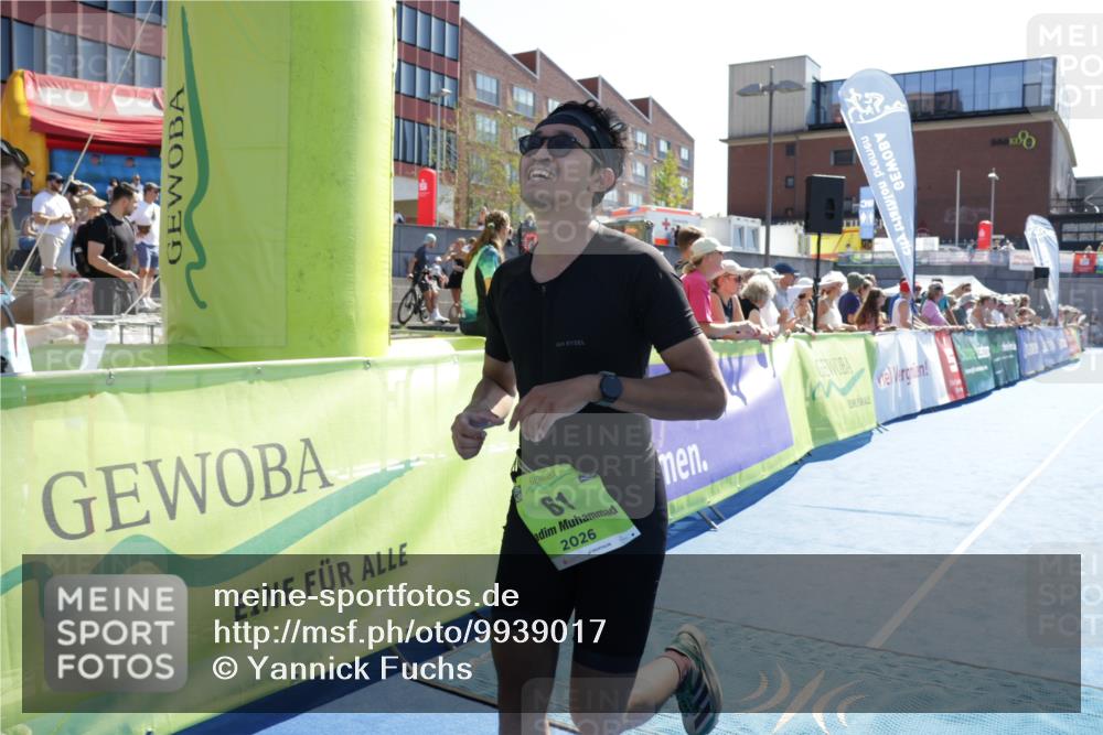 09.08.2026 - GEWOBA Citytriathlon Bremen Yannick Fuchs http://msf.ph/oto/9939017 09.08.2026 15:30:19 Ziel 61 meine-sportfotos.de