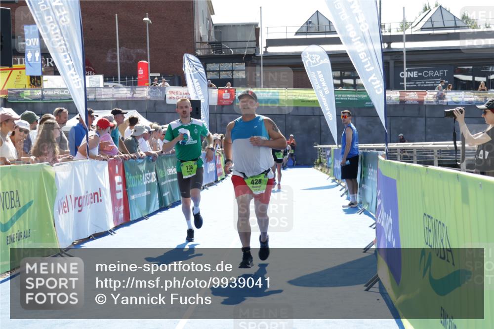 09.08.2026 - GEWOBA Citytriathlon Bremen Yannick Fuchs http://msf.ph/oto/9939041 09.08.2026 15:30:36 Ziel 138, 428 meine-sportfotos.de