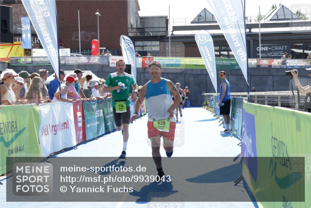 09.08.2026 - GEWOBA Citytriathlon Bremen Yannick Fuchs http://msf.ph/oto/9939043 09.08.2026 15:30:36 Ziel 138, 428 meine-sportfotos.de