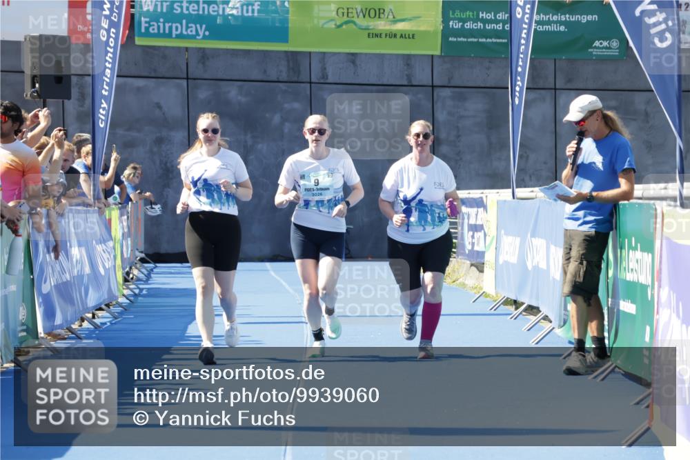 09.08.2026 - GEWOBA Citytriathlon Bremen Yannick Fuchs http://msf.ph/oto/9939060 09.08.2026 11:47:14 Ziel 9 meine-sportfotos.de