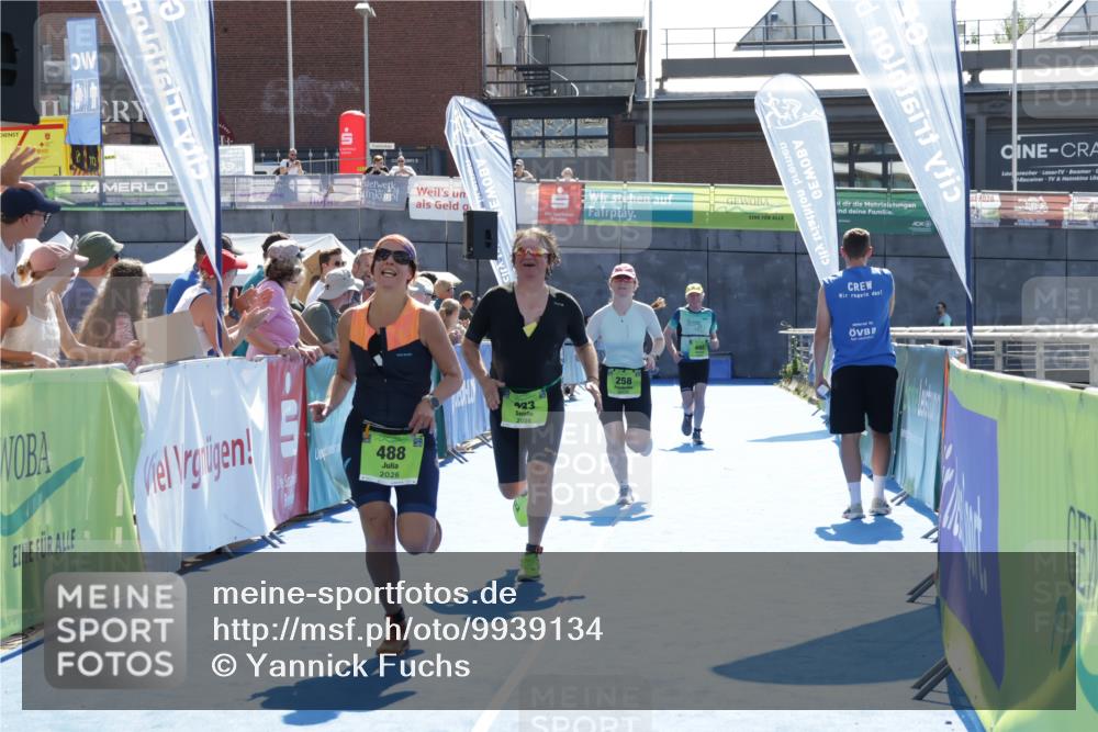 09.08.2026 - GEWOBA Citytriathlon Bremen Yannick Fuchs http://msf.ph/oto/9939134 09.08.2026 15:31:02 Ziel 224, 258, 423, 488 meine-sportfotos.de