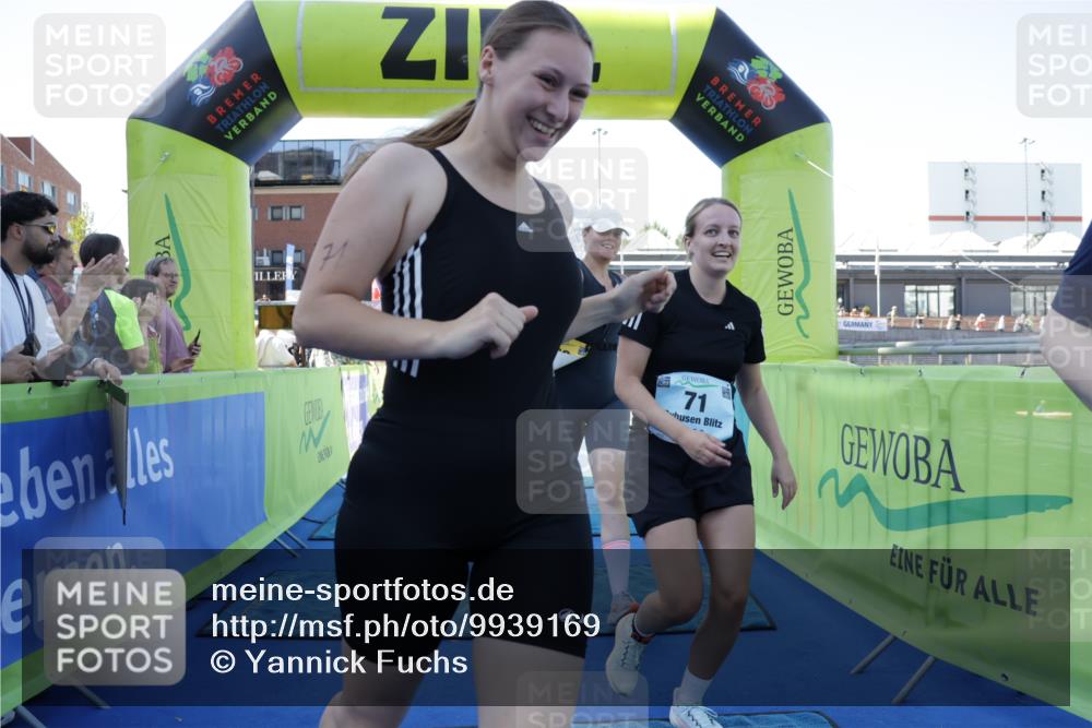 09.08.2026 - GEWOBA Citytriathlon Bremen Yannick Fuchs http://msf.ph/oto/9939169 09.08.2026 11:47:48 Ziel 71, 469 meine-sportfotos.de