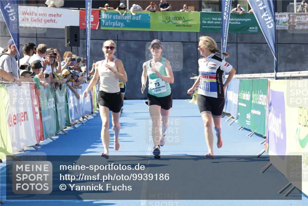 09.08.2026 - GEWOBA Citytriathlon Bremen Yannick Fuchs http://msf.ph/oto/9939186 09.08.2026 11:47:53 Ziel 73, 469 meine-sportfotos.de