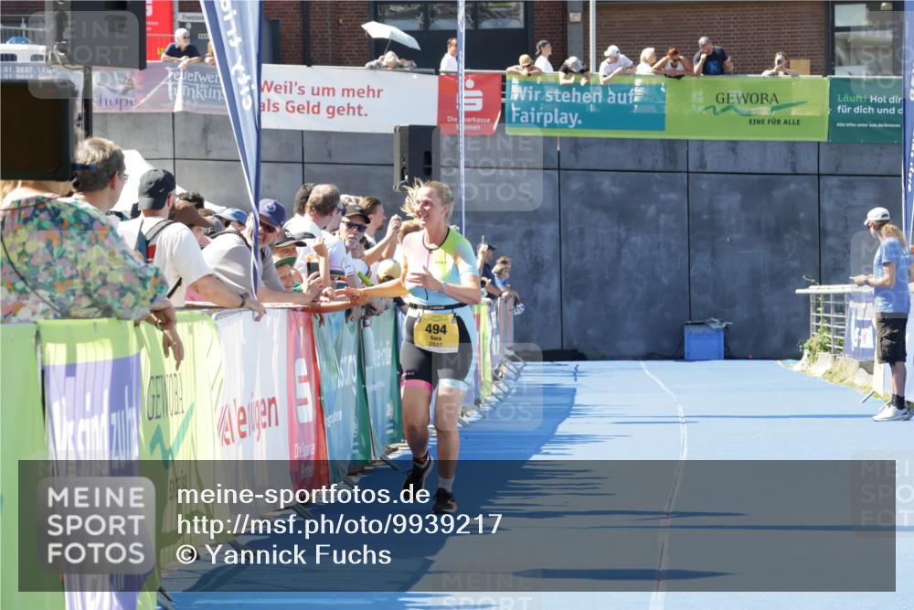 09.08.2026 - GEWOBA Citytriathlon Bremen Yannick Fuchs http://msf.ph/oto/9939217 09.08.2026 11:48:00 Ziel 494 meine-sportfotos.de
