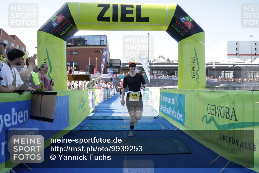 09.08.2026 - GEWOBA Citytriathlon Bremen Yannick Fuchs http://msf.ph/oto/9939253 09.08.2026 11:48:11 Ziel 459 meine-sportfotos.de