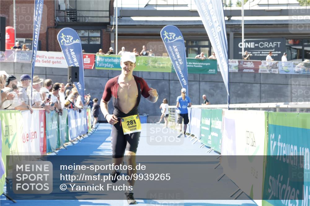 09.08.2026 - GEWOBA Citytriathlon Bremen Yannick Fuchs http://msf.ph/oto/9939265 09.08.2026 11:48:13 Ziel 459 meine-sportfotos.de